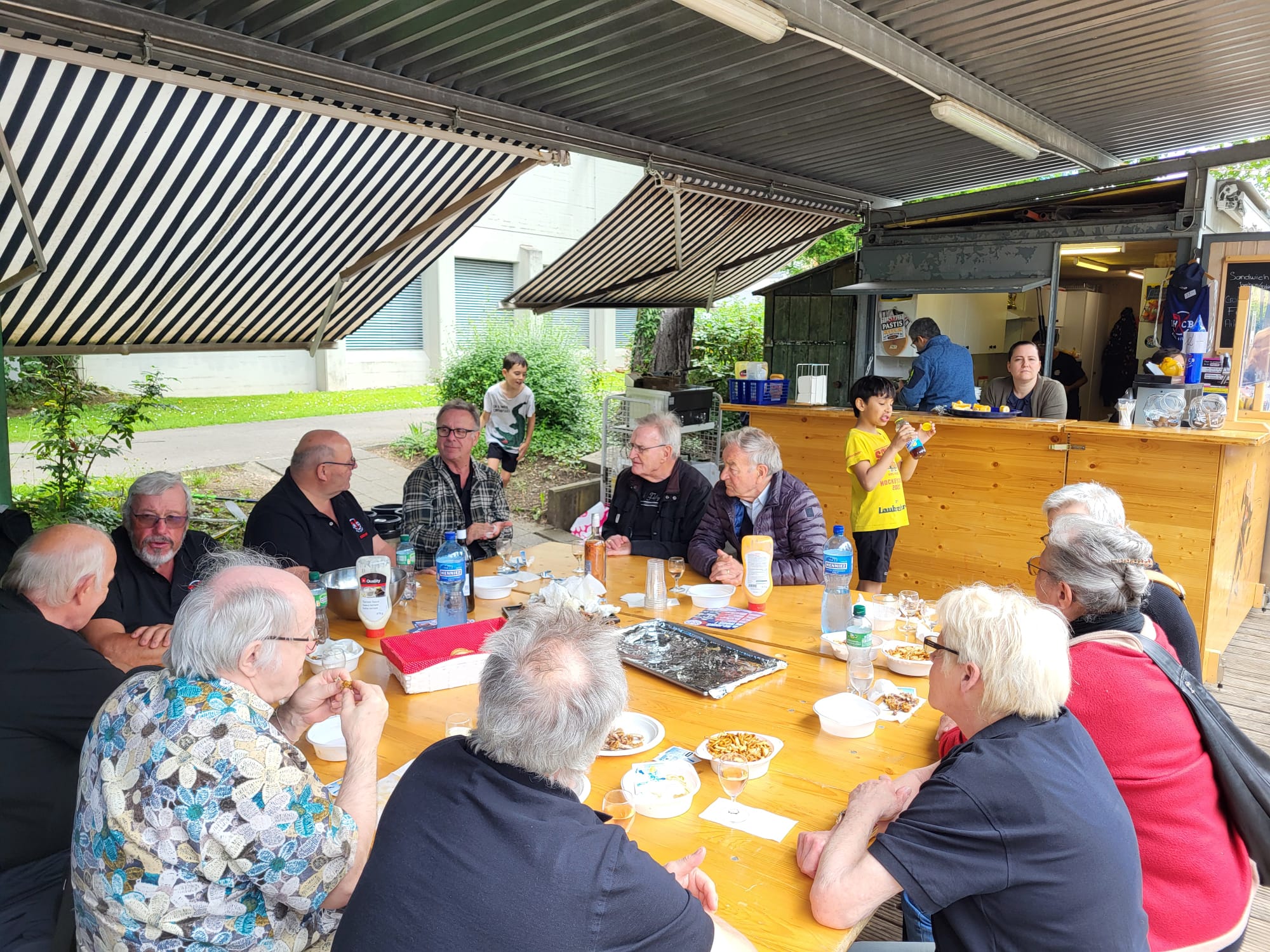 Lire la suite à propos de l’article Club des Amis